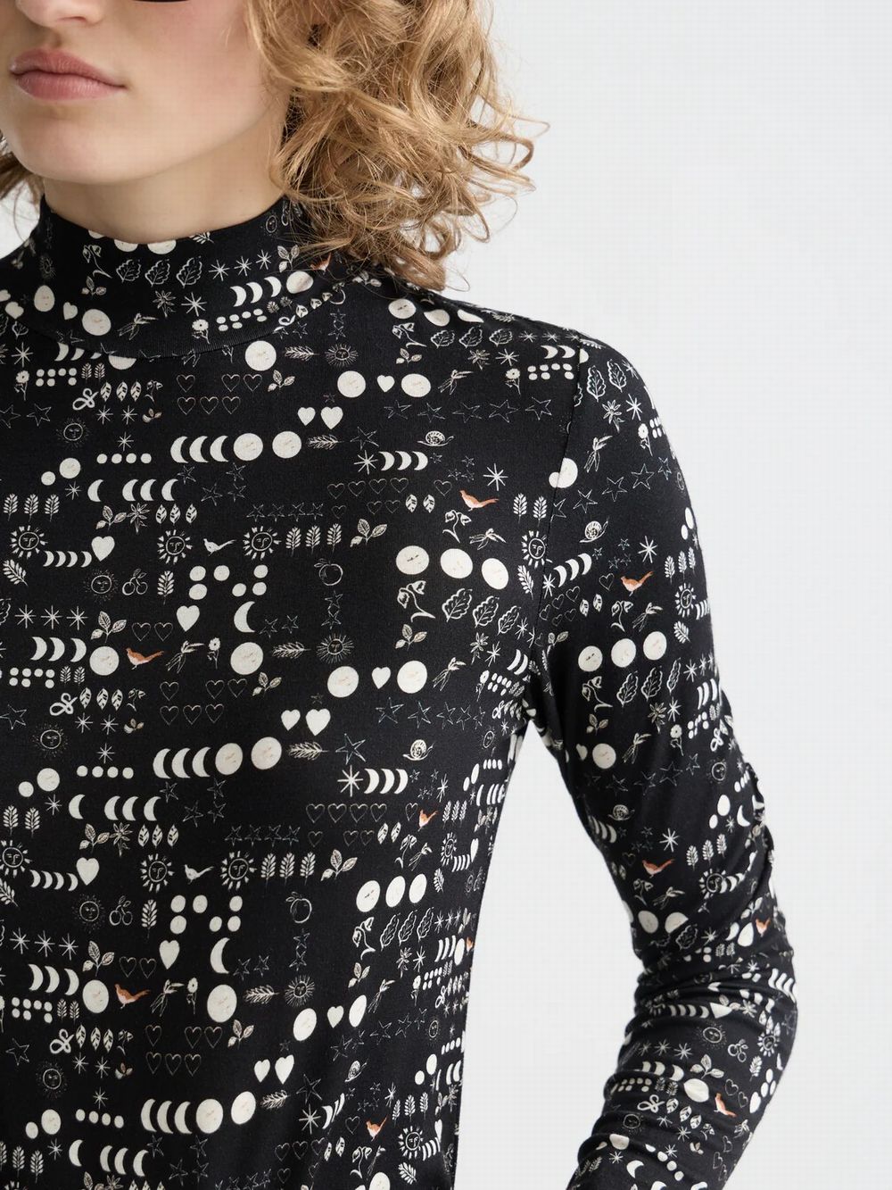 All over printes mock neck (Scotch&Soda)