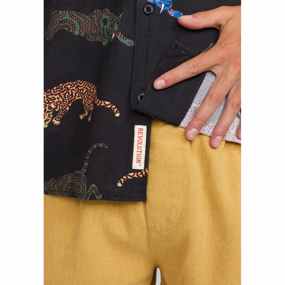 Short- sleeved Cuban Shirt (Revolution)